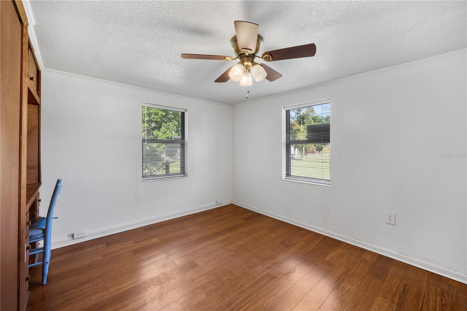 Image 24 of 37 For 1331 33rd Street Nw