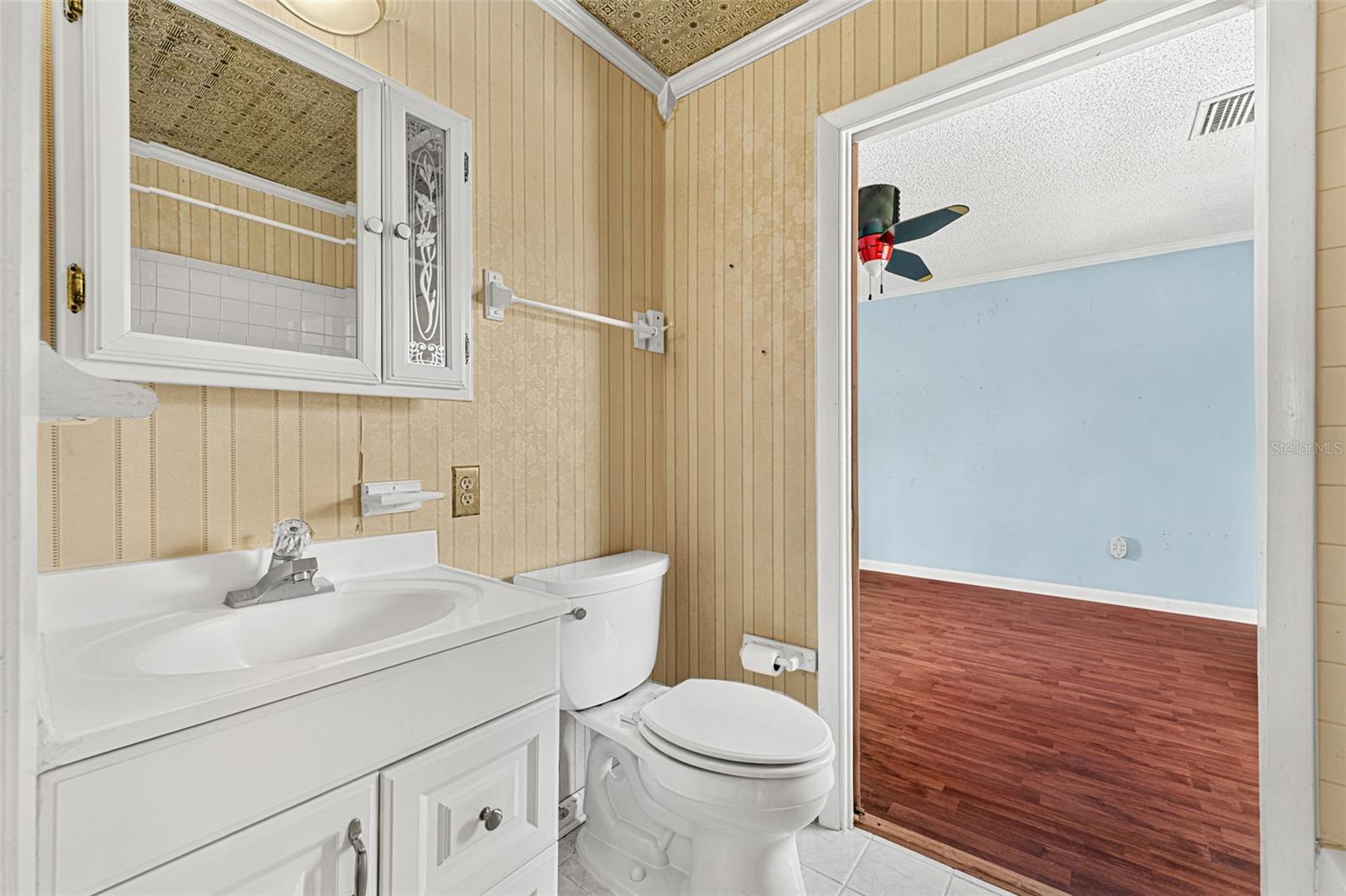 Image 15 of 45 For 1359 Richmond Drive