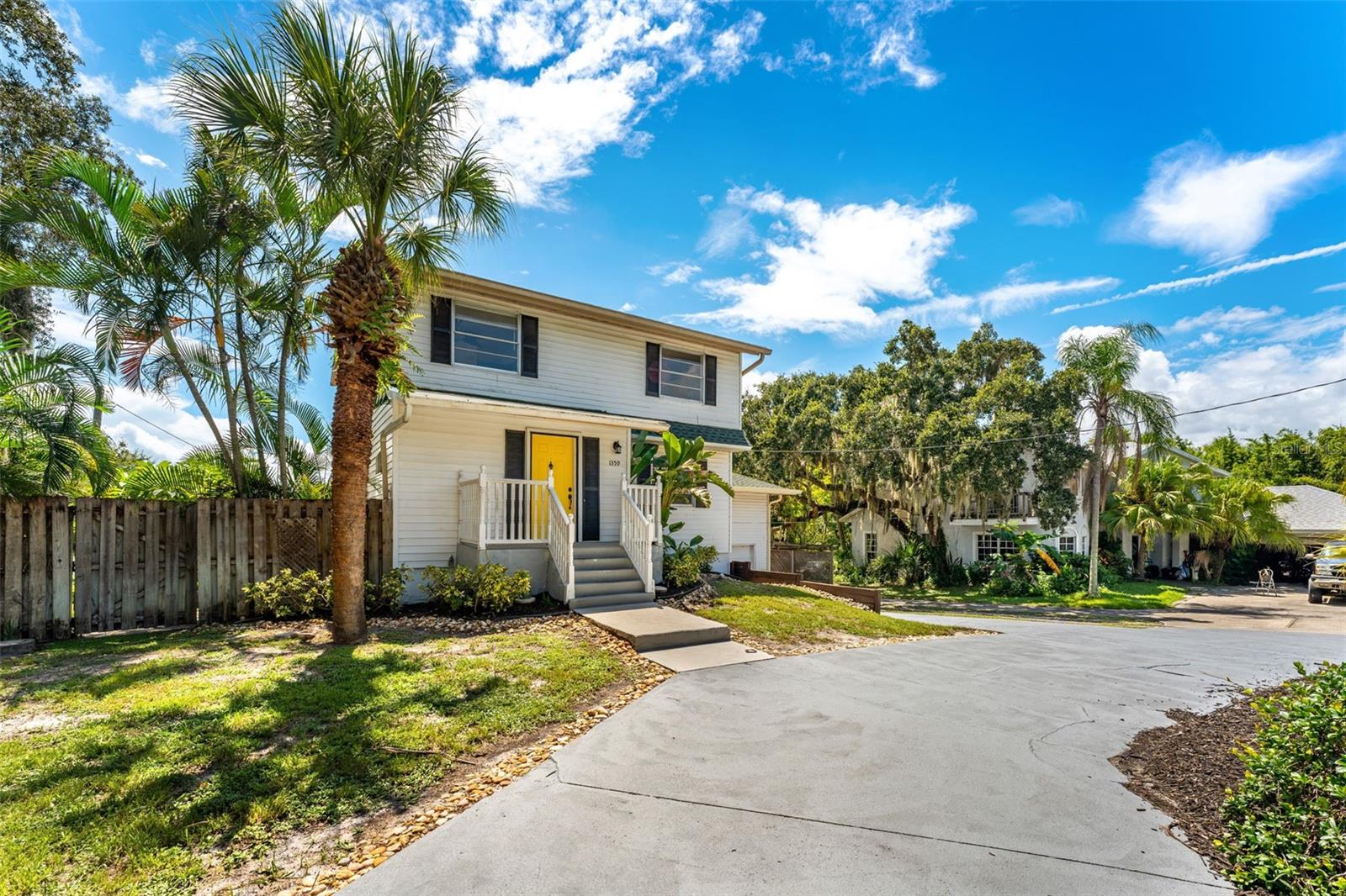 Image 3 of 45 For 1359 Richmond Drive