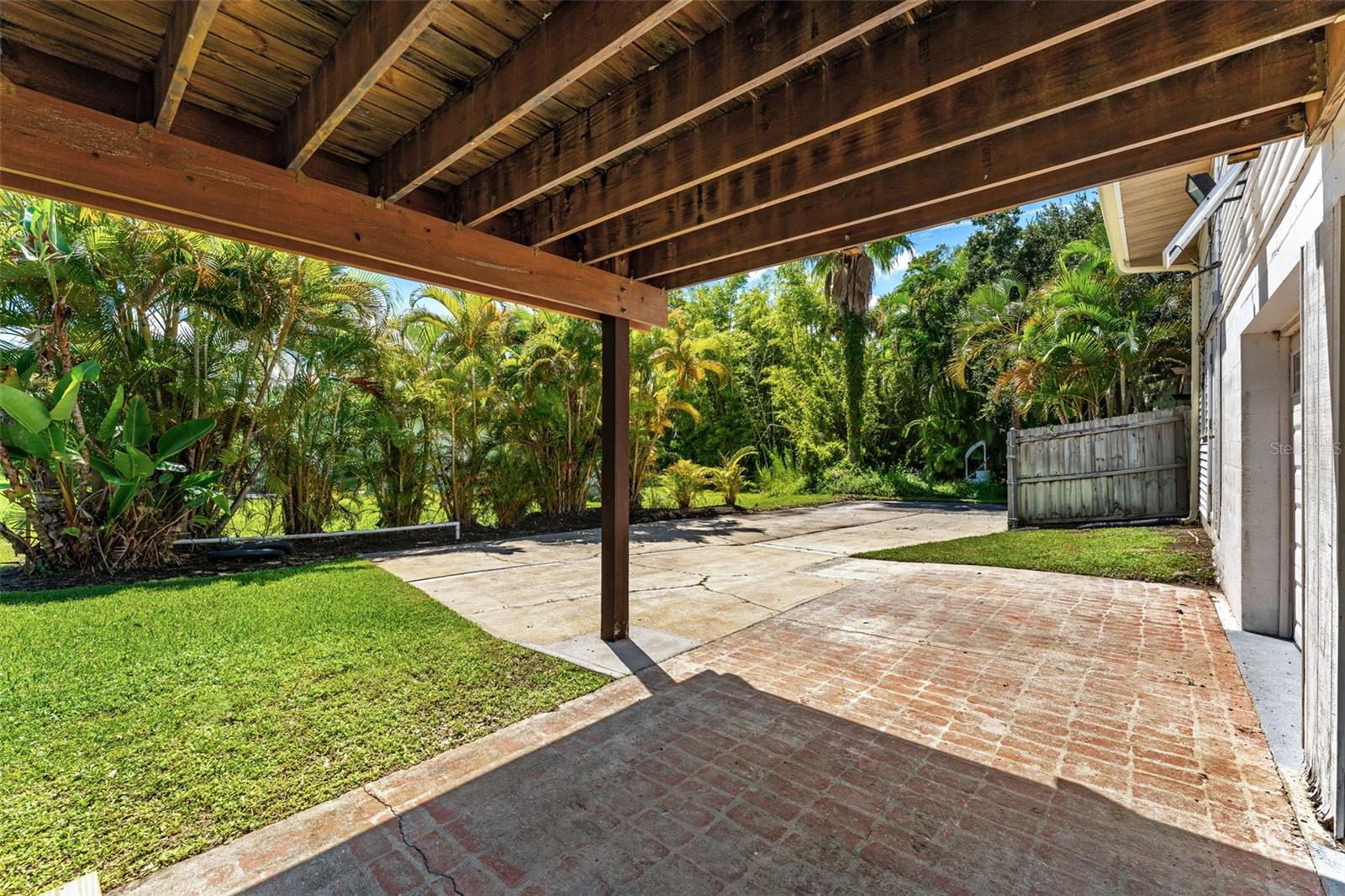 Image 31 of 45 For 1359 Richmond Drive