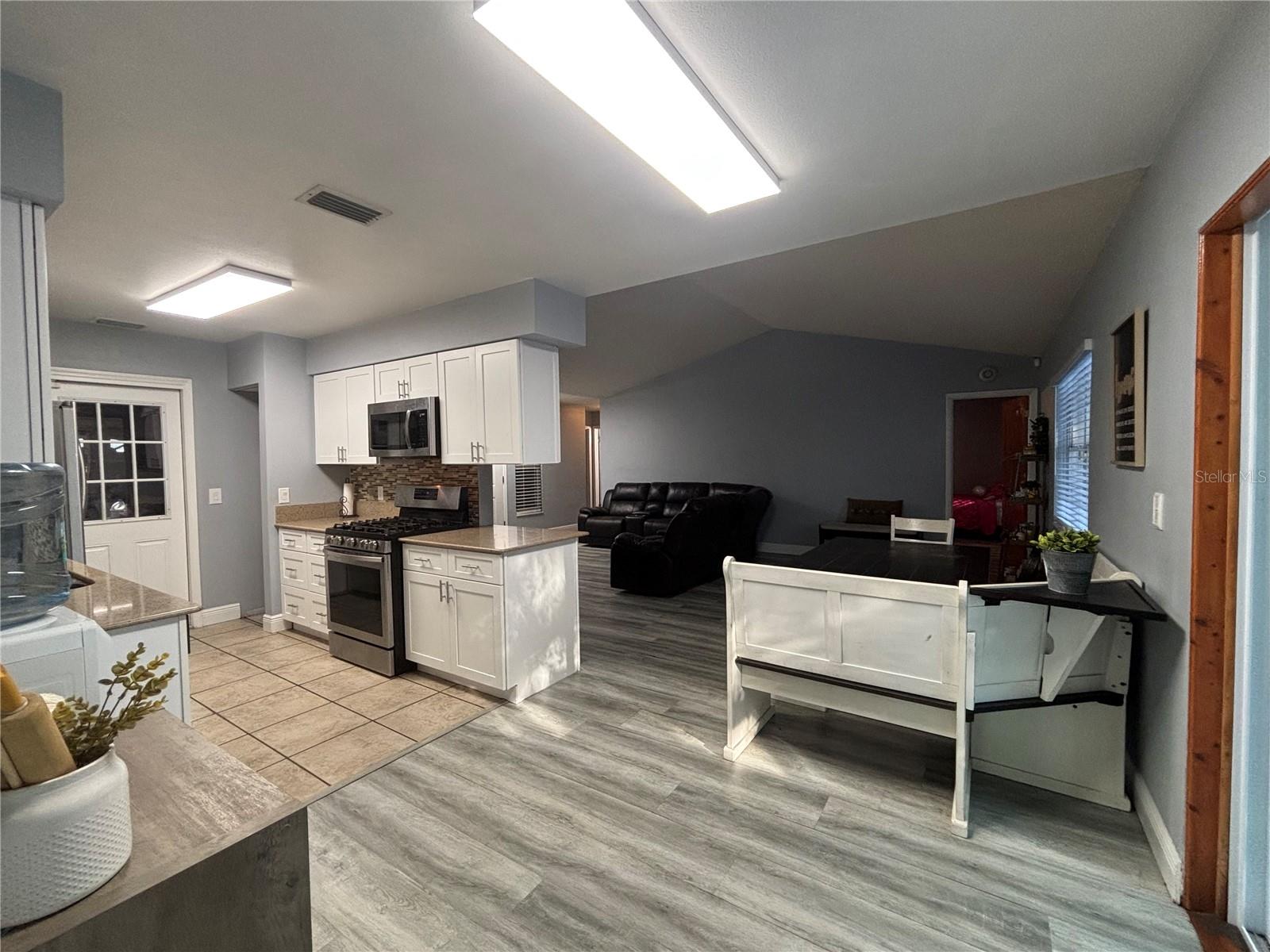 Image 11 of 51 For 3334 Fox Ridge Drive