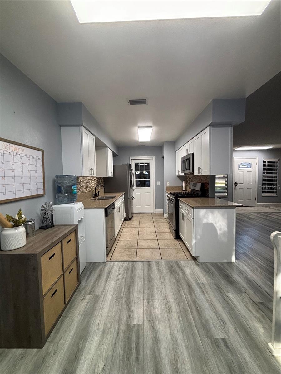 Image 15 of 51 For 3334 Fox Ridge Drive