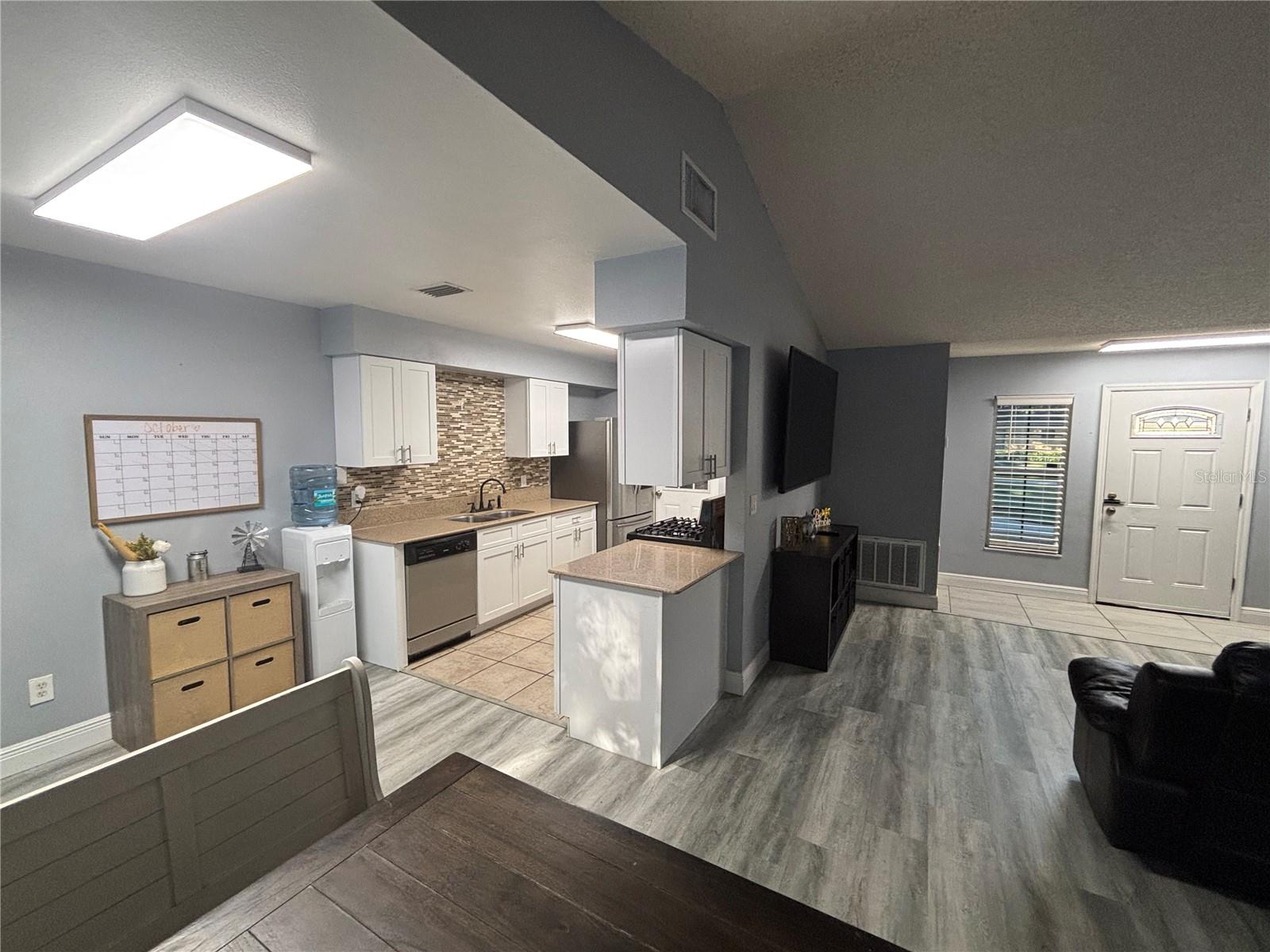 Image 16 of 51 For 3334 Fox Ridge Drive