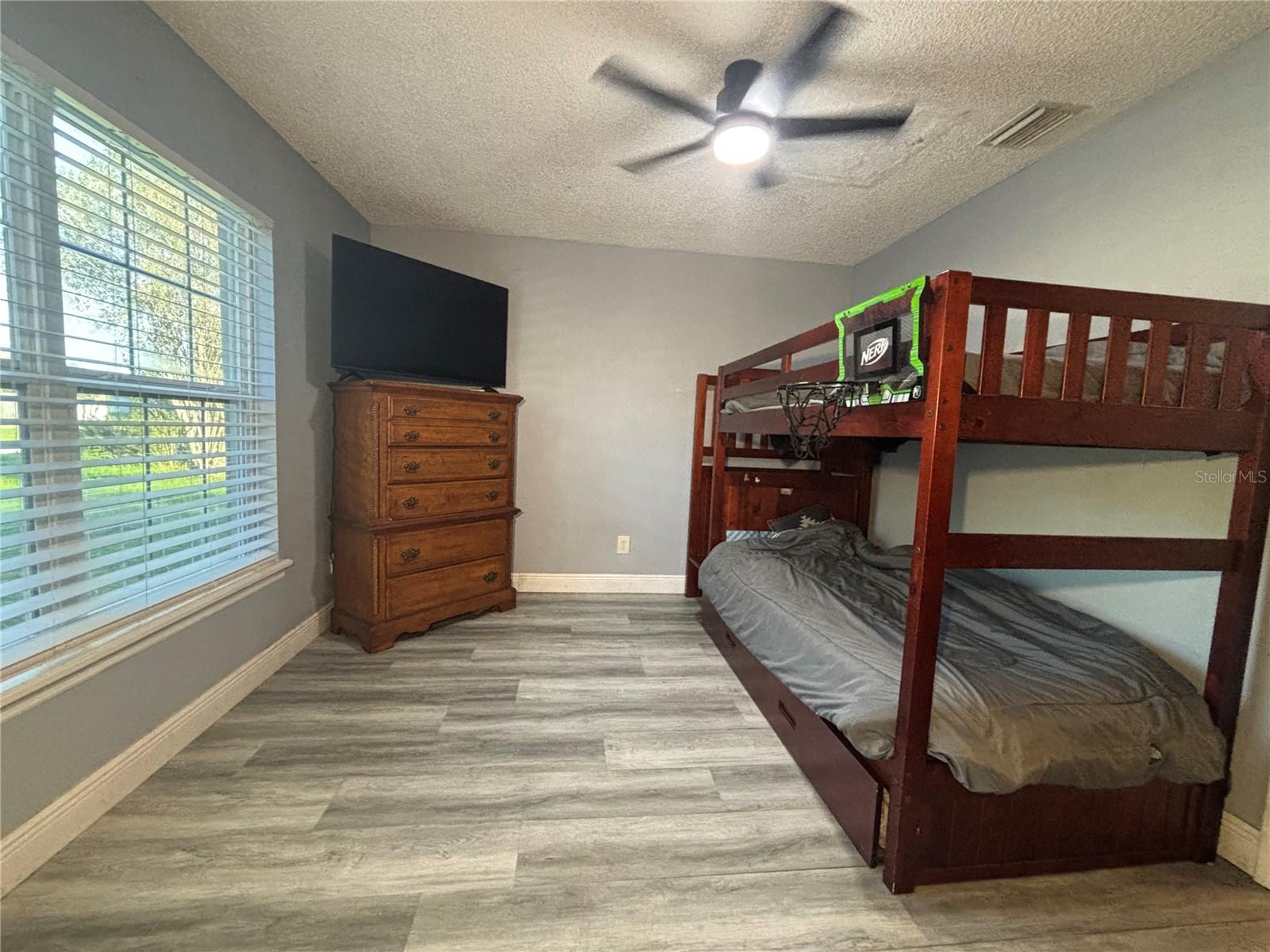 Image 17 of 51 For 3334 Fox Ridge Drive