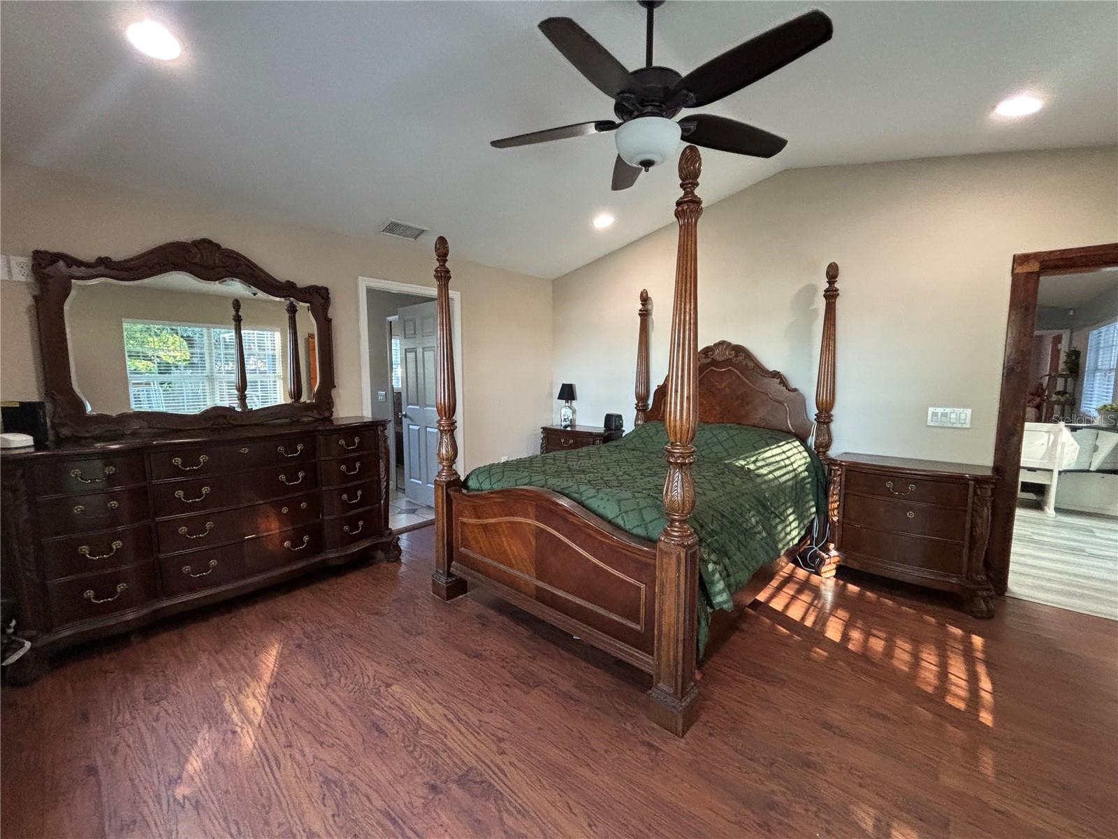 Image 27 of 51 For 3334 Fox Ridge Drive