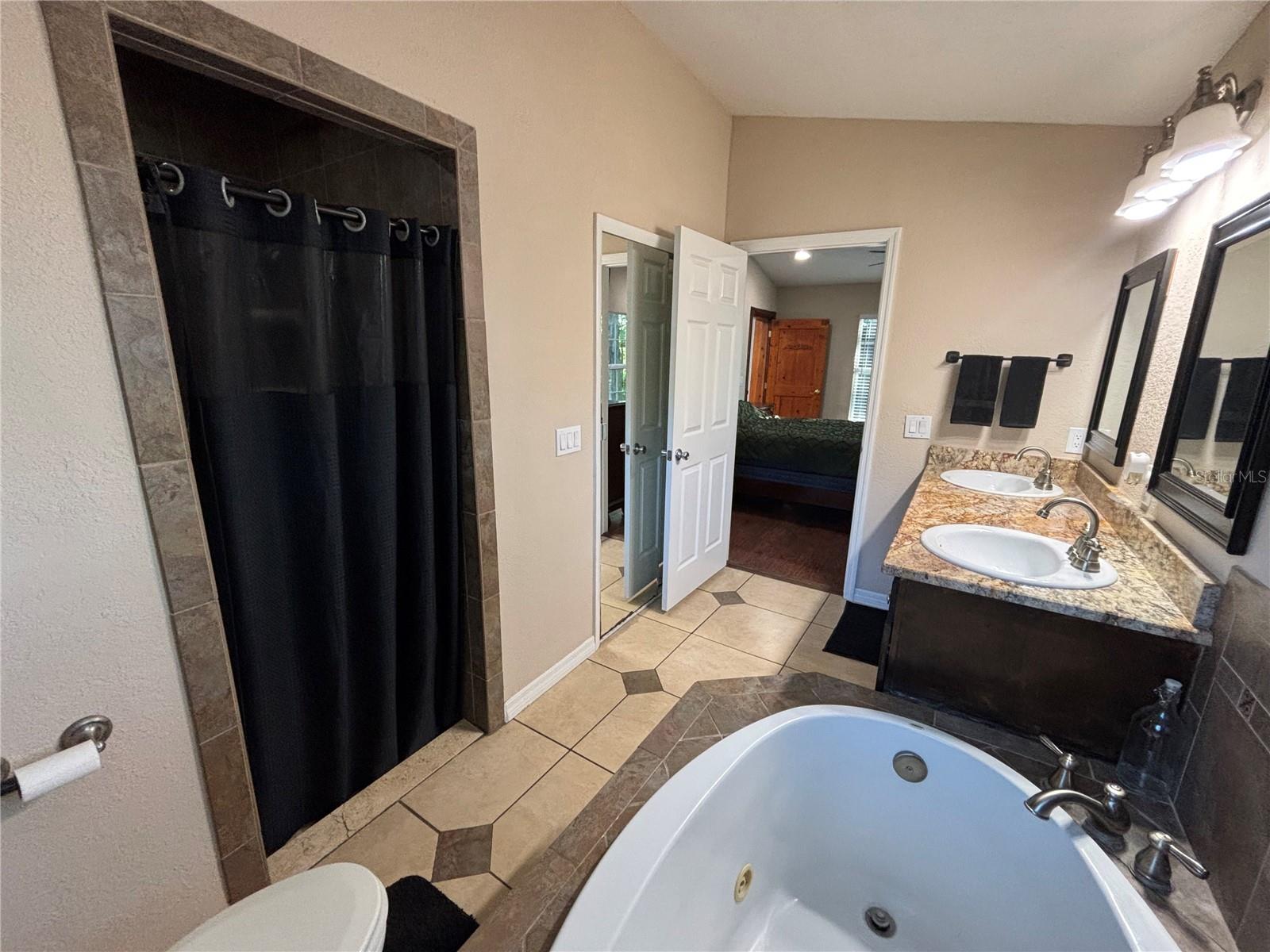 Image 31 of 51 For 3334 Fox Ridge Drive