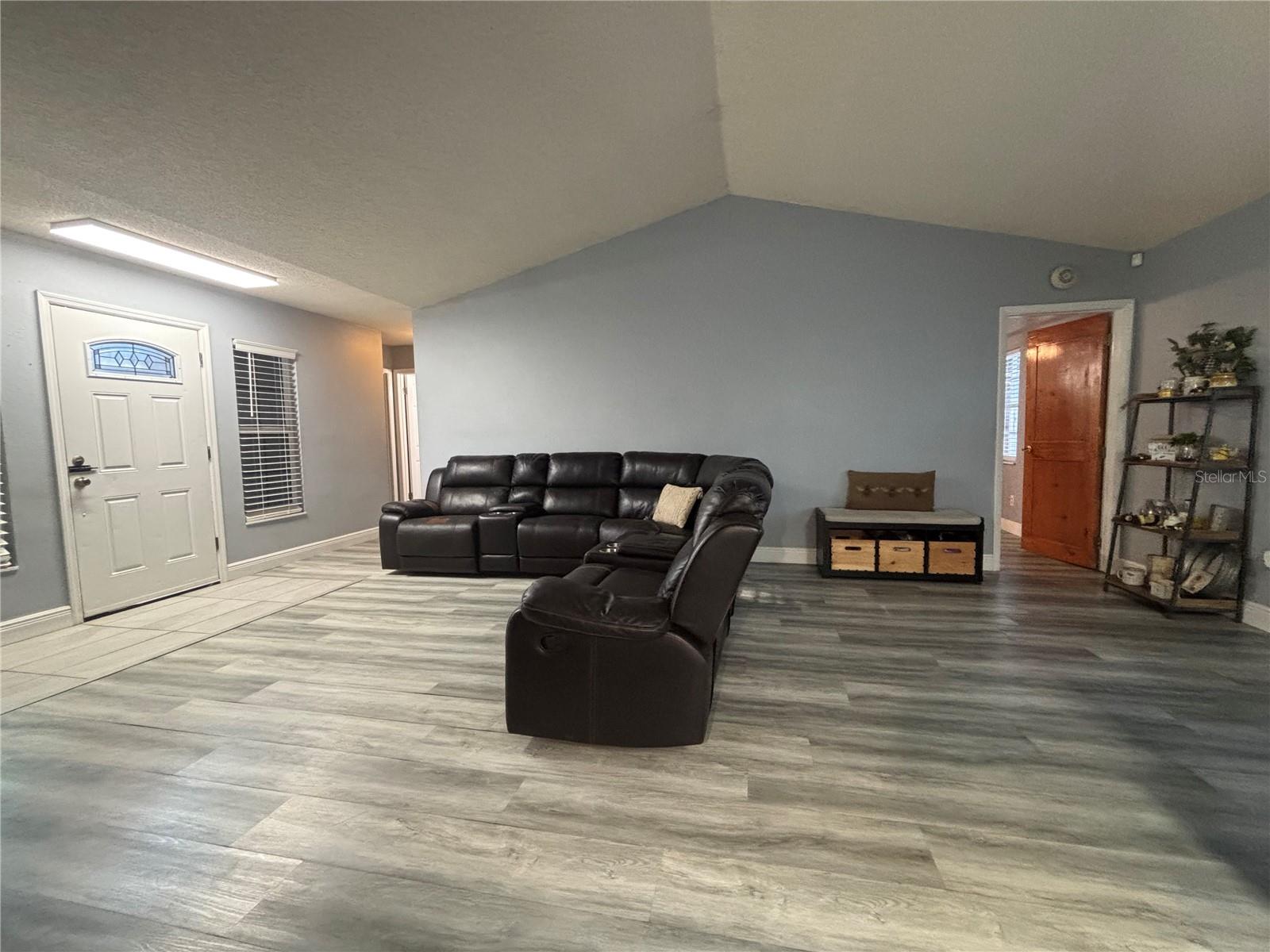 Image 8 of 51 For 3334 Fox Ridge Drive