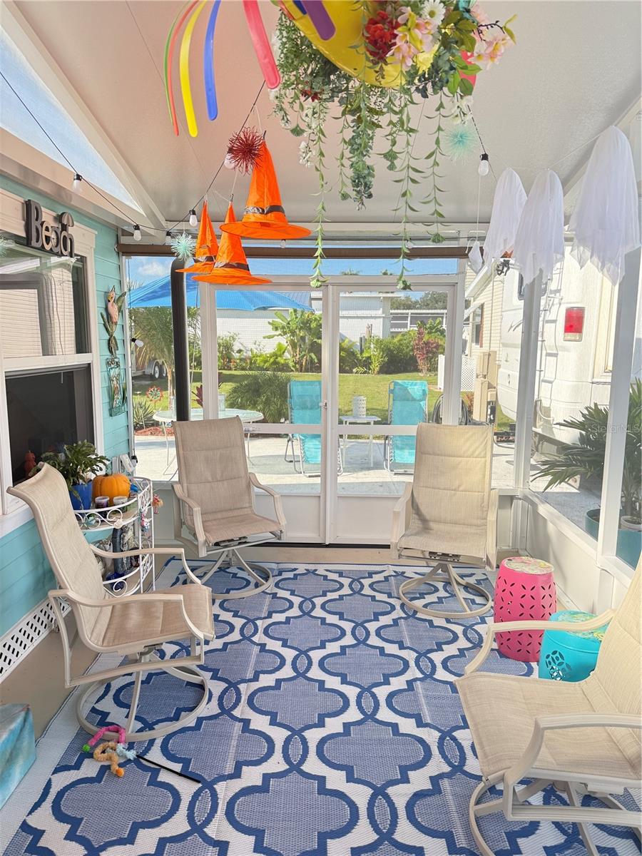 Image 12 of 36 For 5245 Island View Circle N