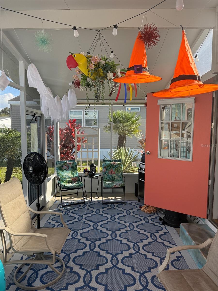 Image 13 of 36 For 5245 Island View Circle N