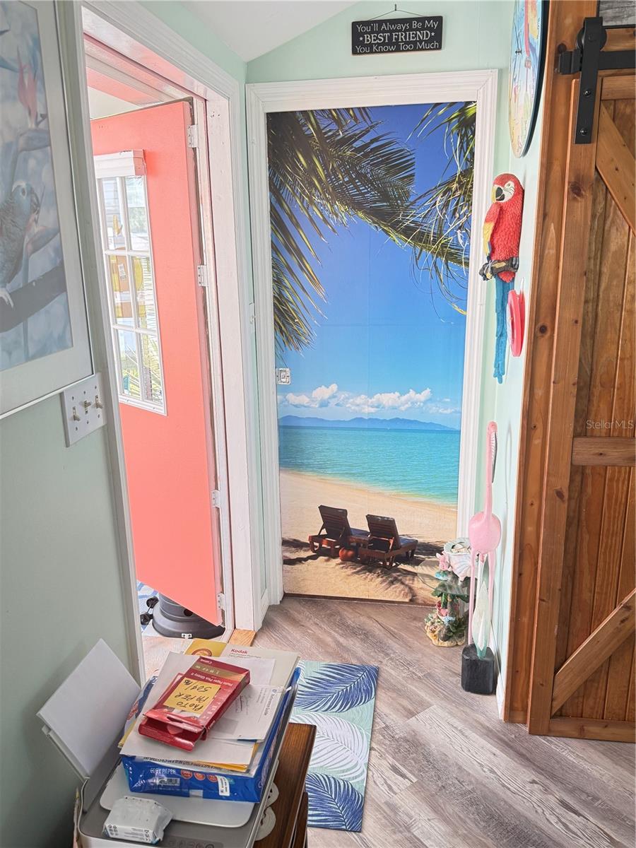 Image 17 of 36 For 5245 Island View Circle N