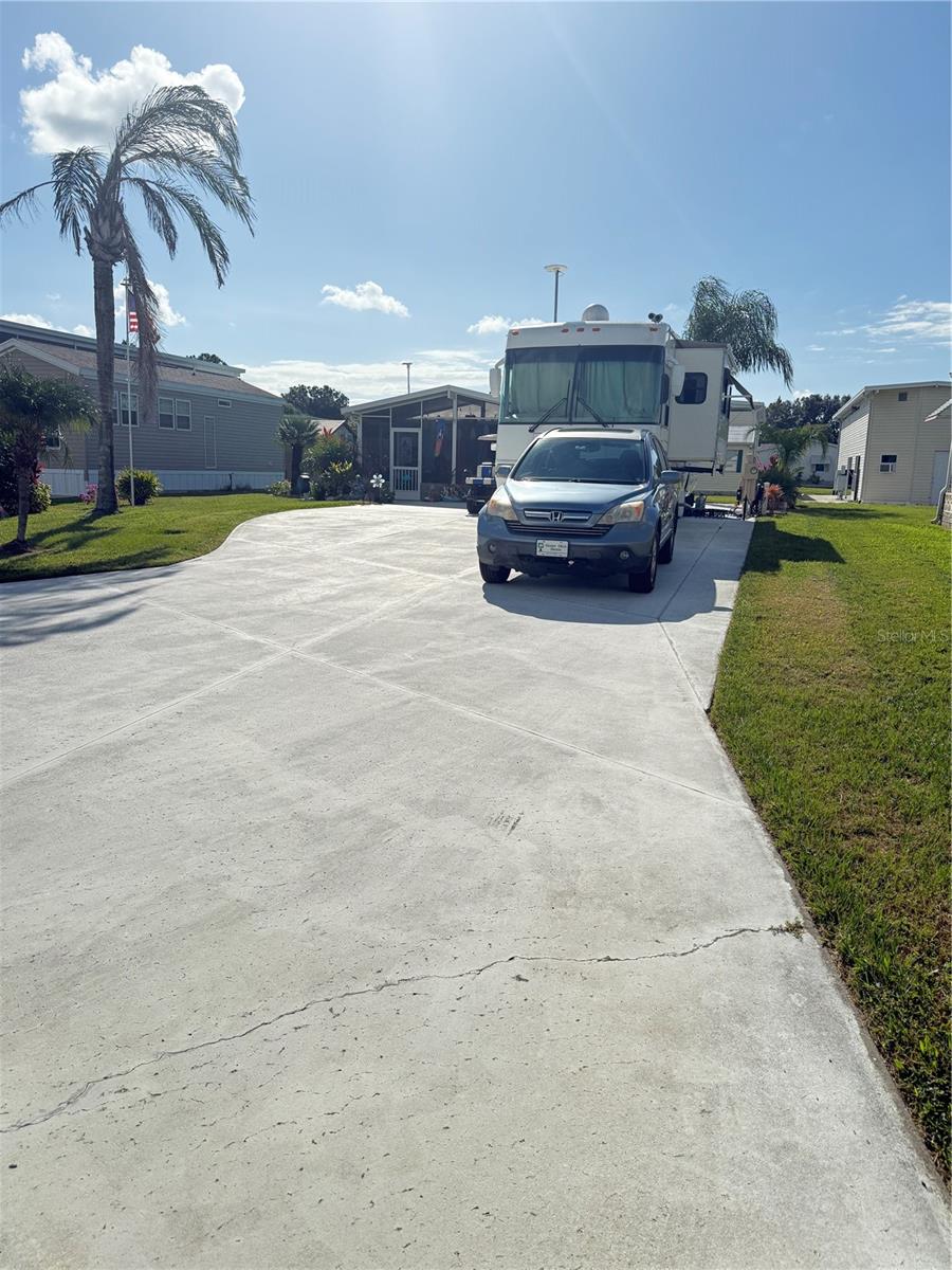 Image 27 of 36 For 5245 Island View Circle N