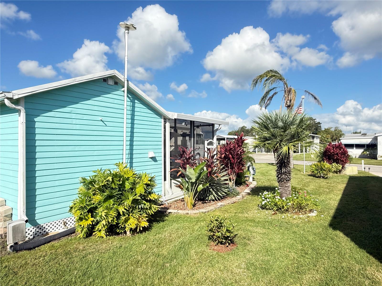 Image 29 of 36 For 5245 Island View Circle N