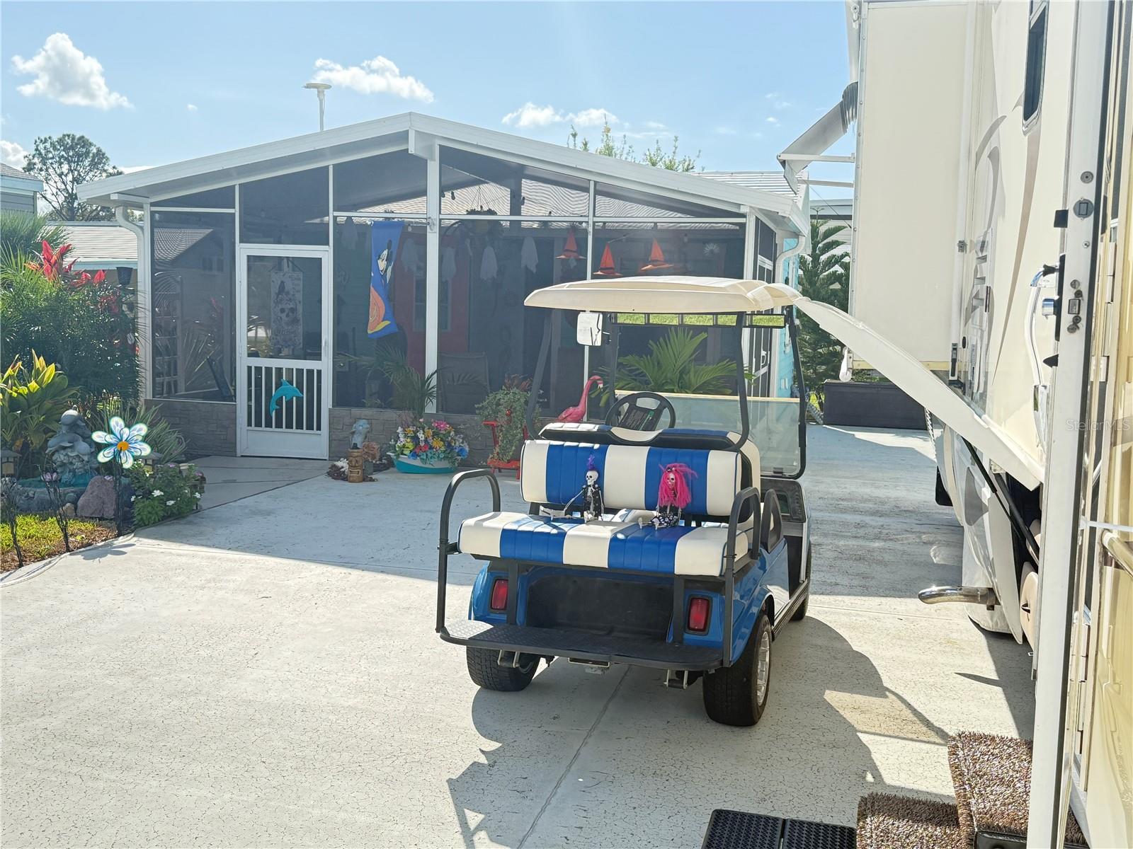 Image 4 of 36 For 5245 Island View Circle N