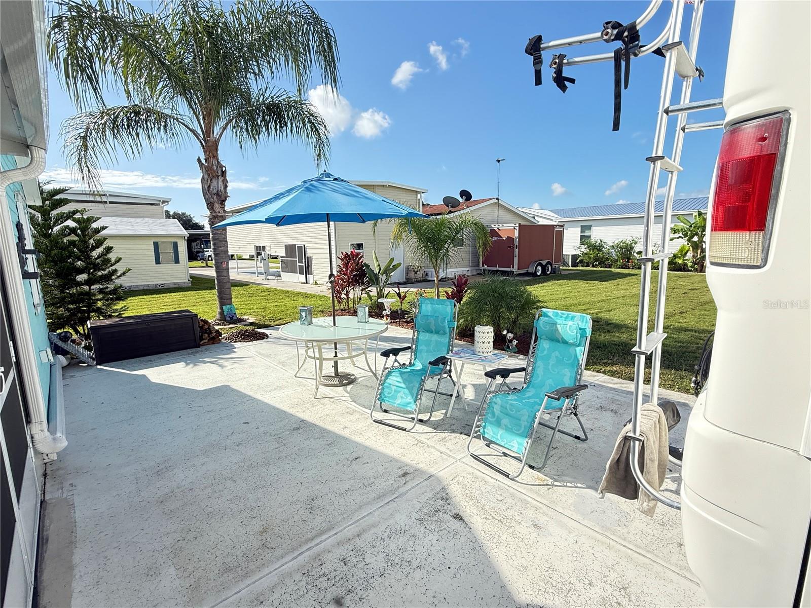 Image 8 of 36 For 5245 Island View Circle N