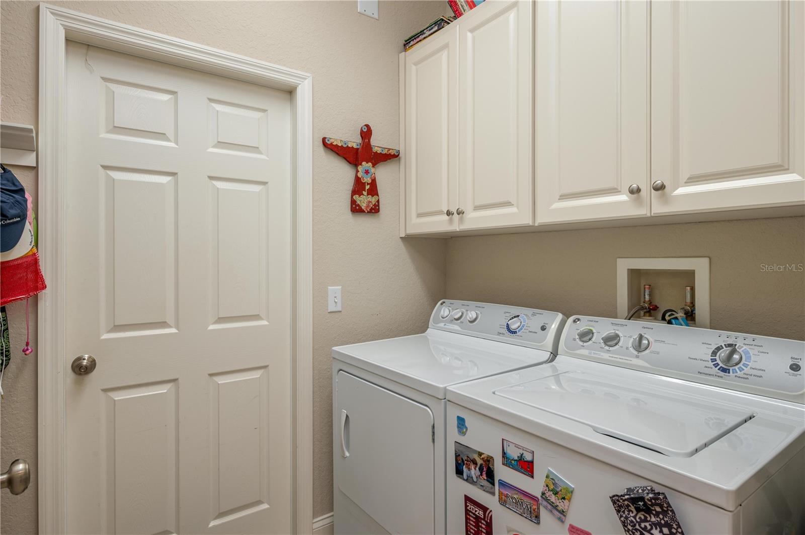 Image 15 of 47 For 2928 Mission Lakes Drive 41