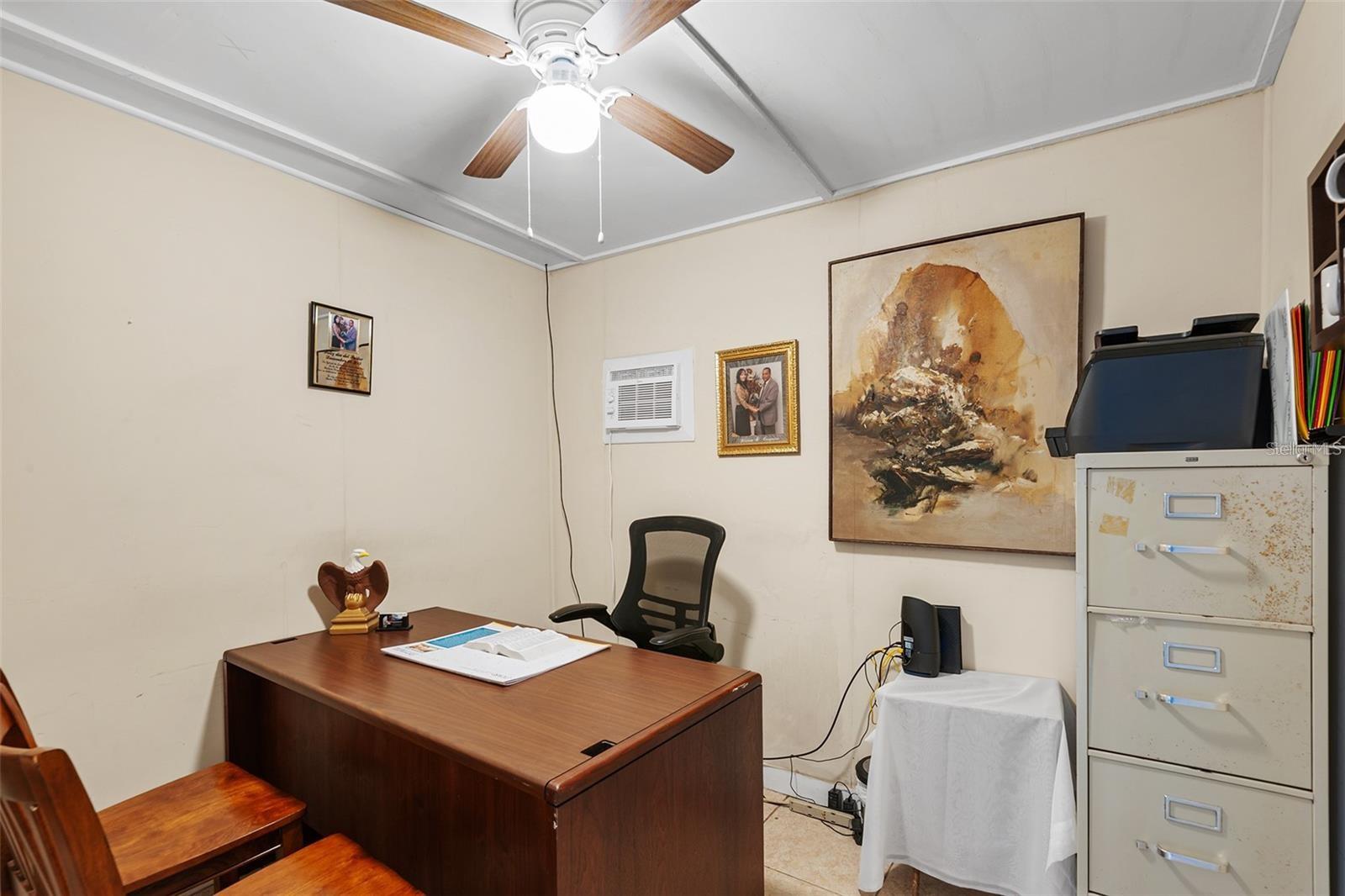 Image 37 of 44 For 954 Reynolds Road