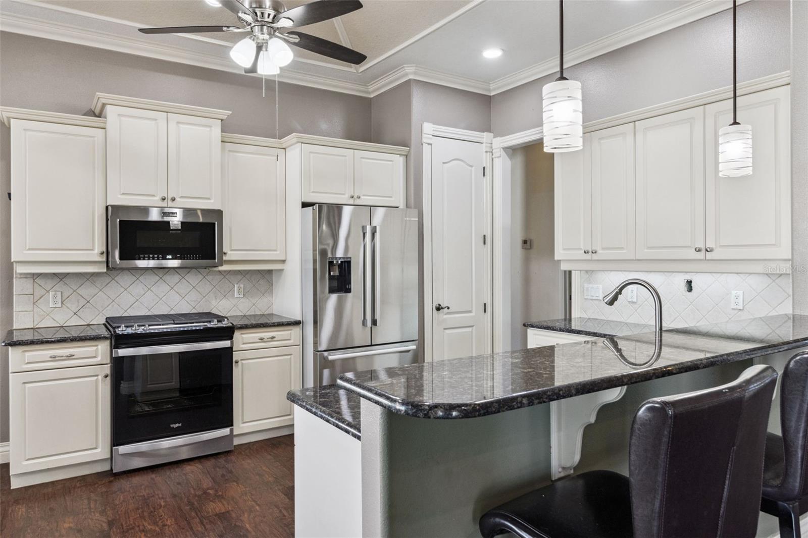 Image 18 of 58 For 673 Hart Lake Drive