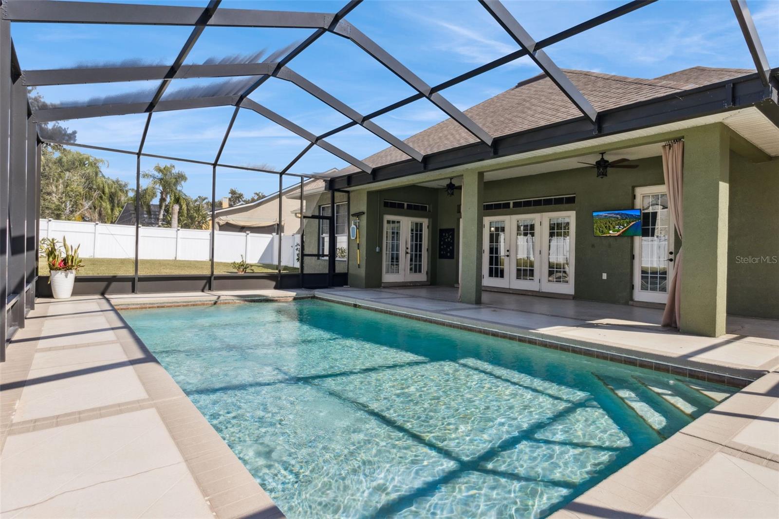 Image 24 of 58 For 673 Hart Lake Drive