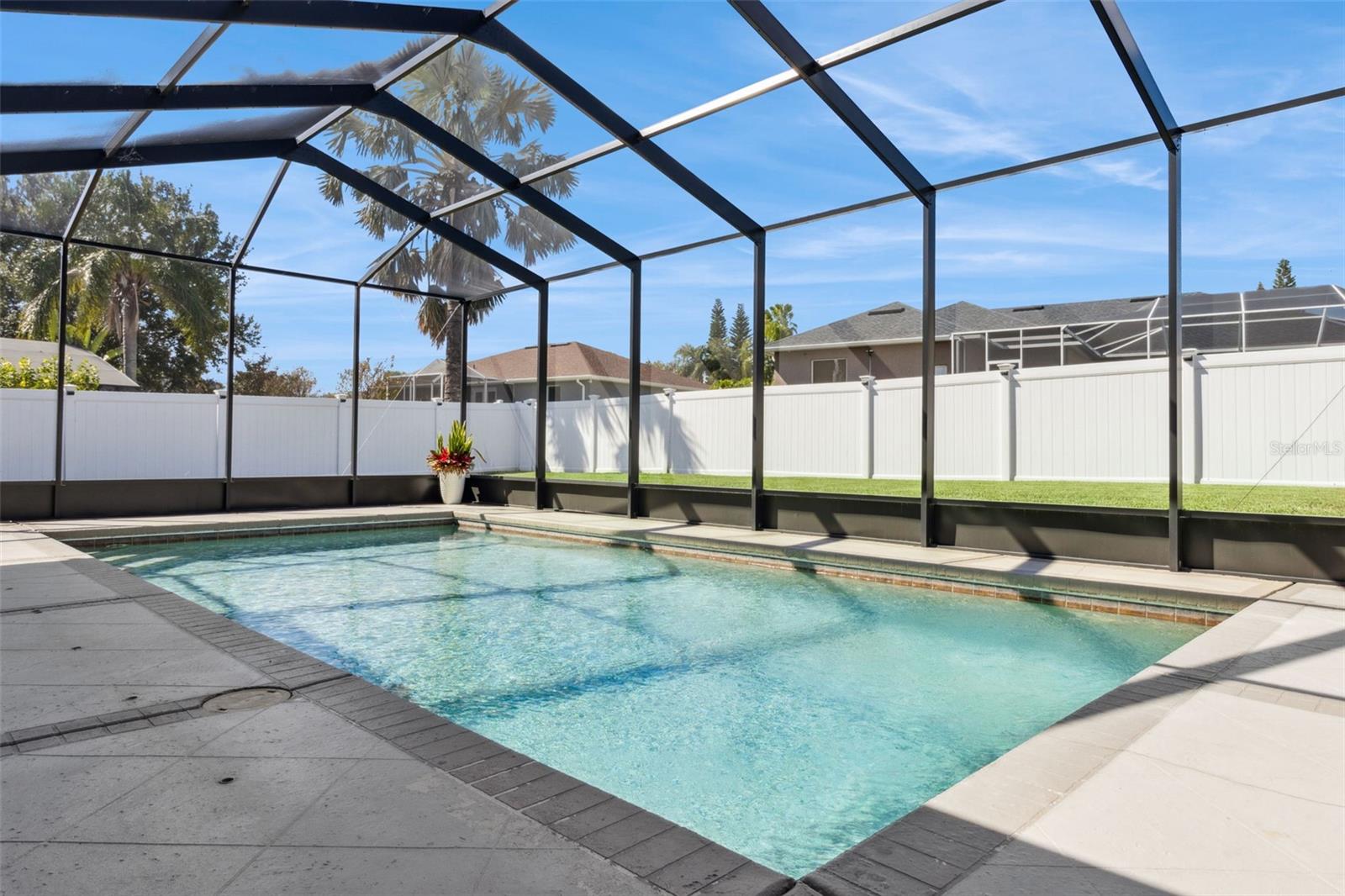 Image 26 of 58 For 673 Hart Lake Drive