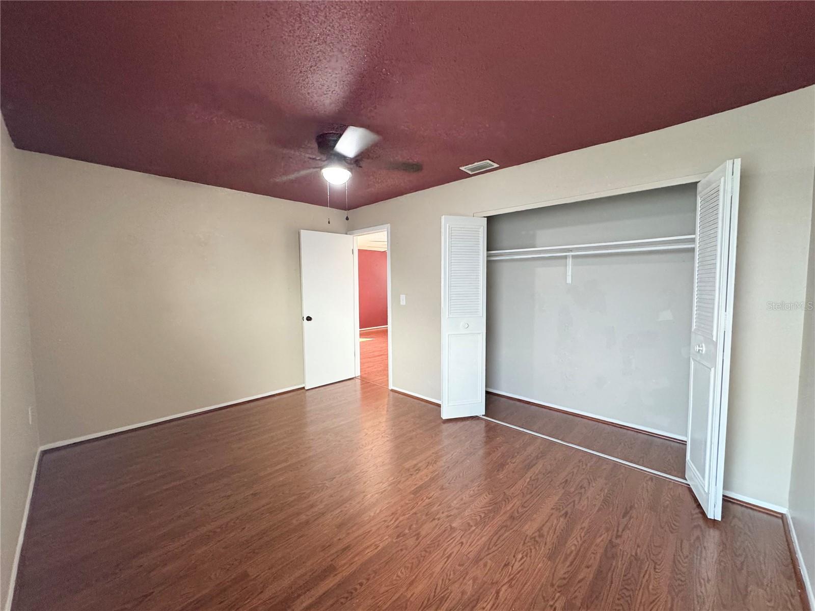 Image 23 of 37 For 1550 11th Street Ne D7