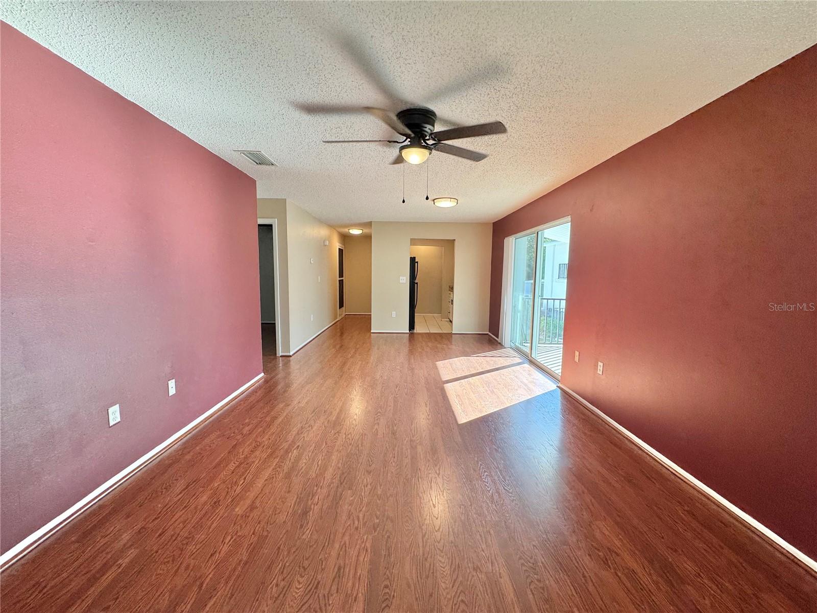 Image 5 of 37 For 1550 11th Street Ne D7