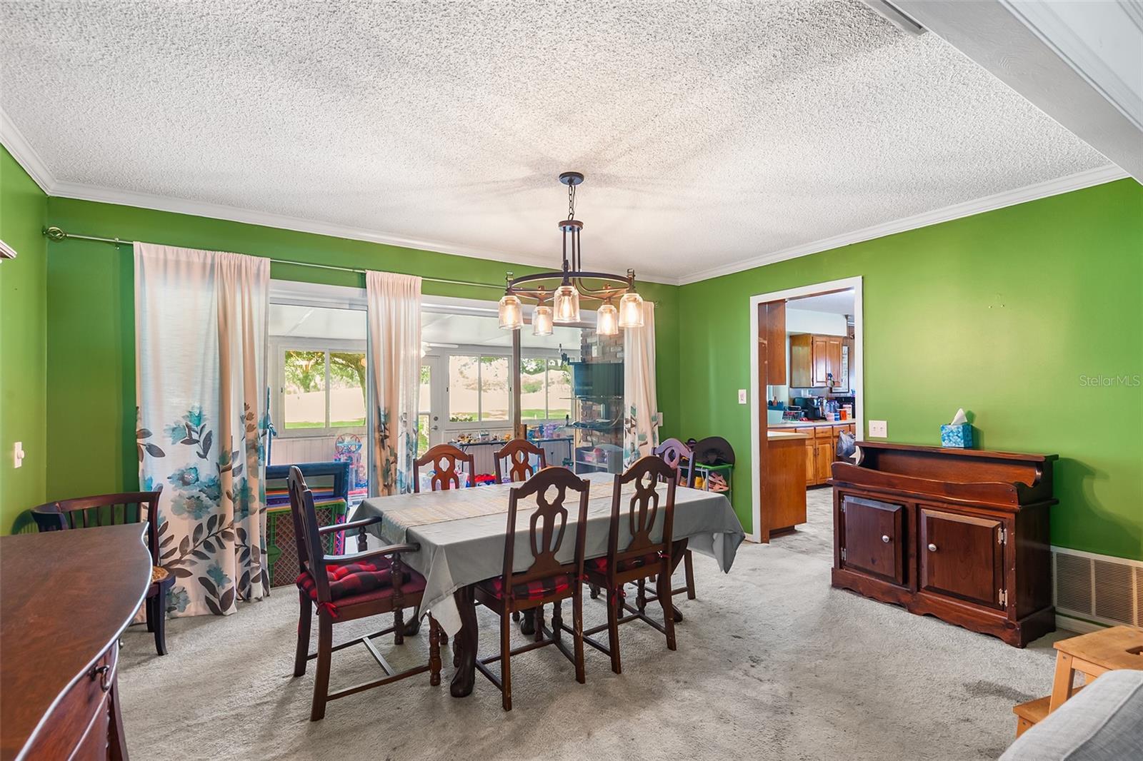 Image 10 of 32 For 241 Greenfield Road