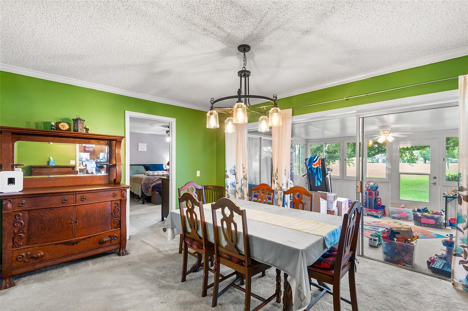 Image 12 of 32 For 241 Greenfield Road