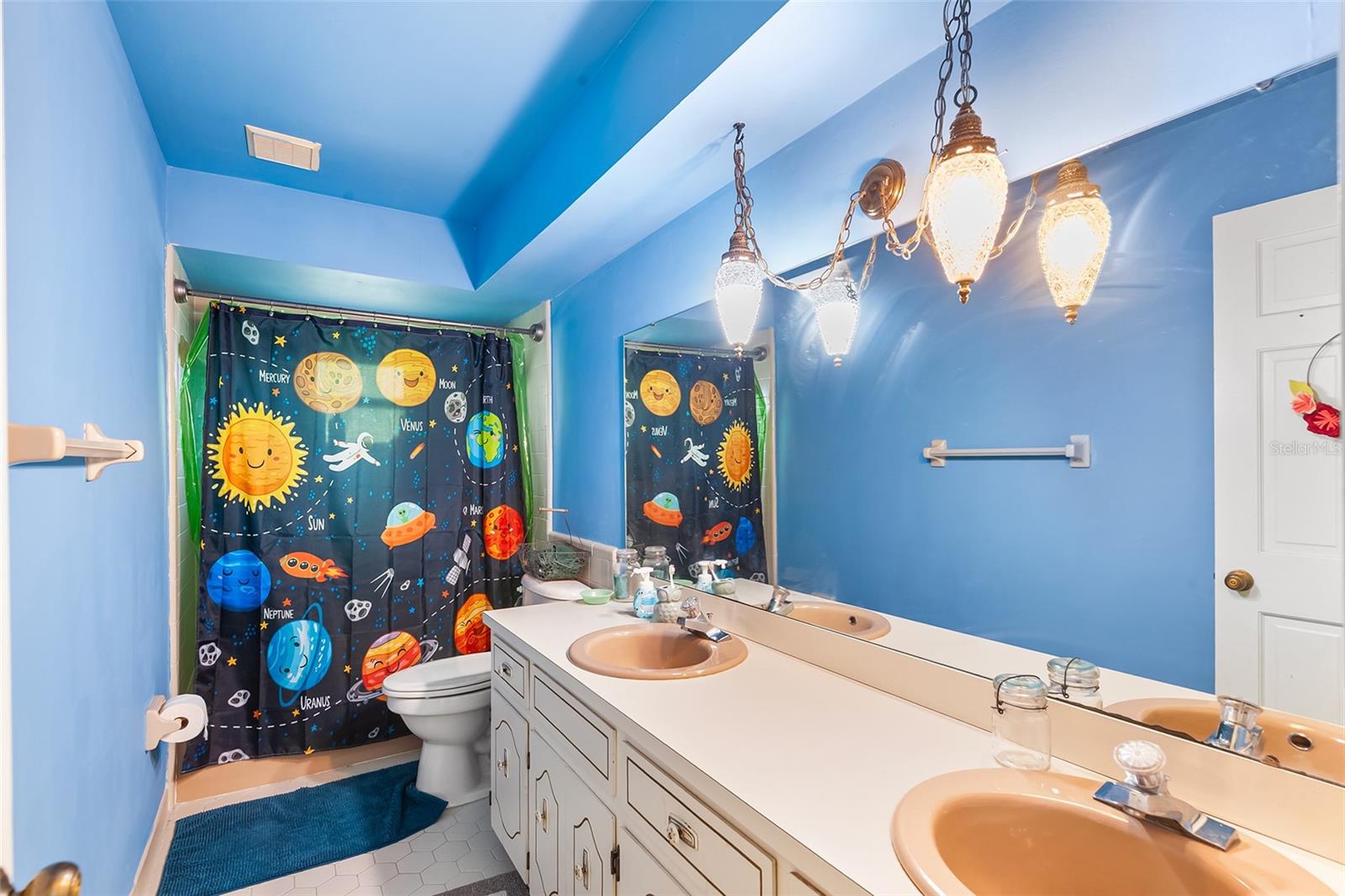 Image 20 of 32 For 241 Greenfield Road