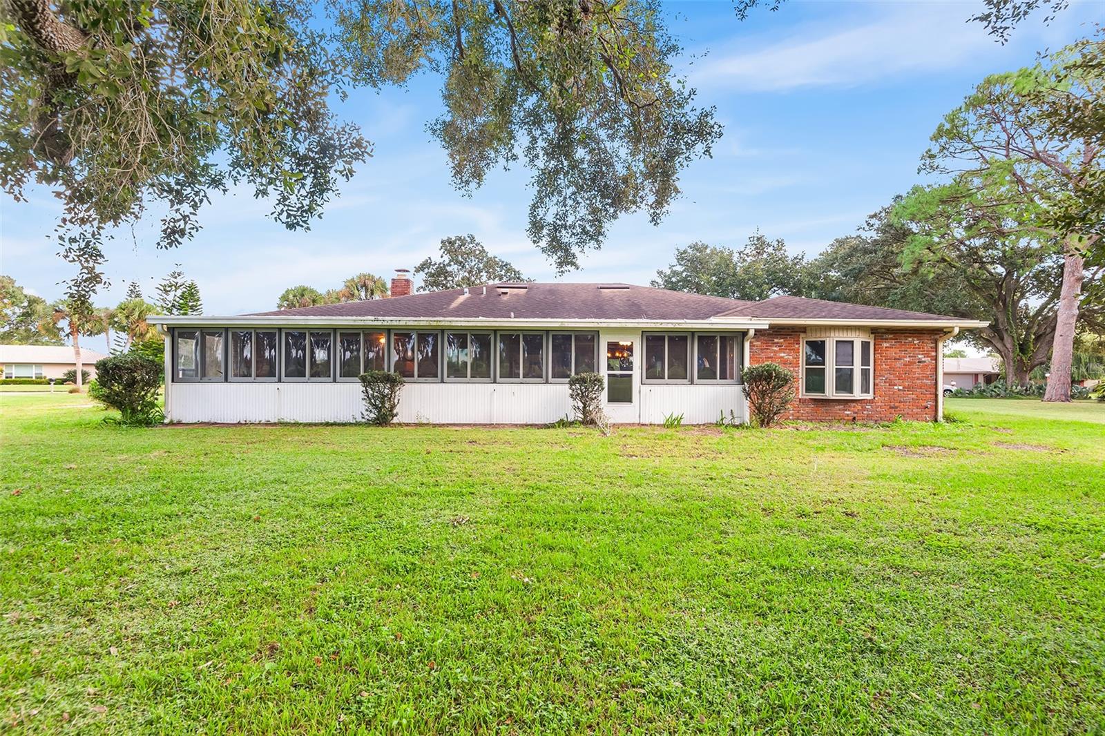 Image 27 of 32 For 241 Greenfield Road