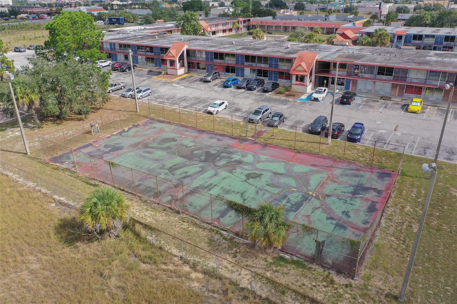 Image 21 of 41 For 43420 Highway 27  401