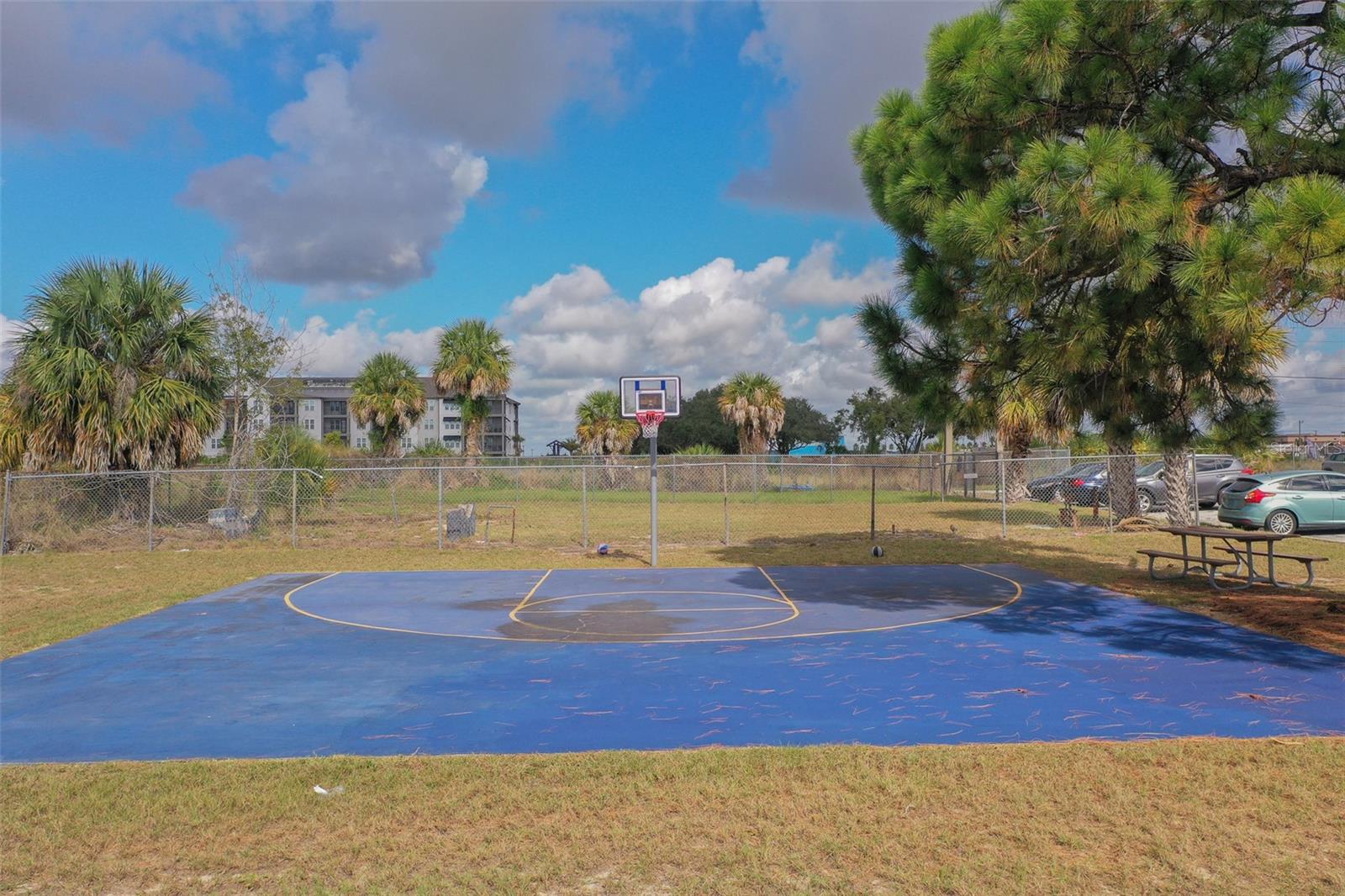 Image 25 of 41 For 43420 Highway 27  401