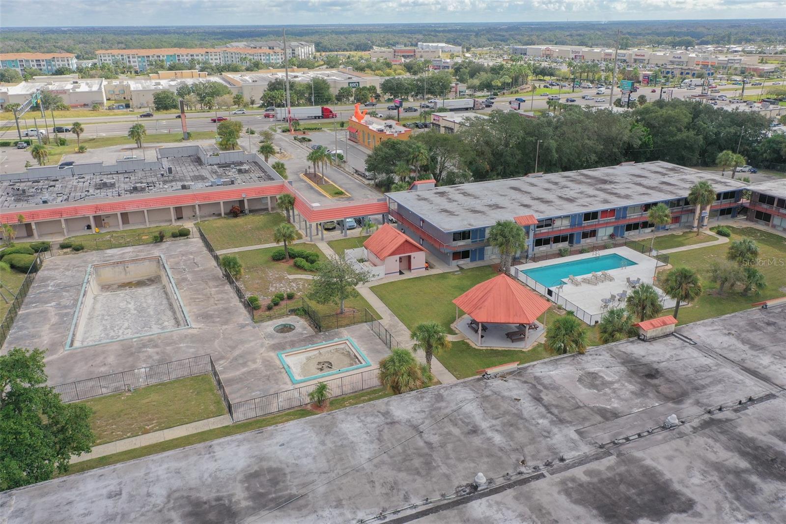 Image 29 of 41 For 43420 Highway 27  401