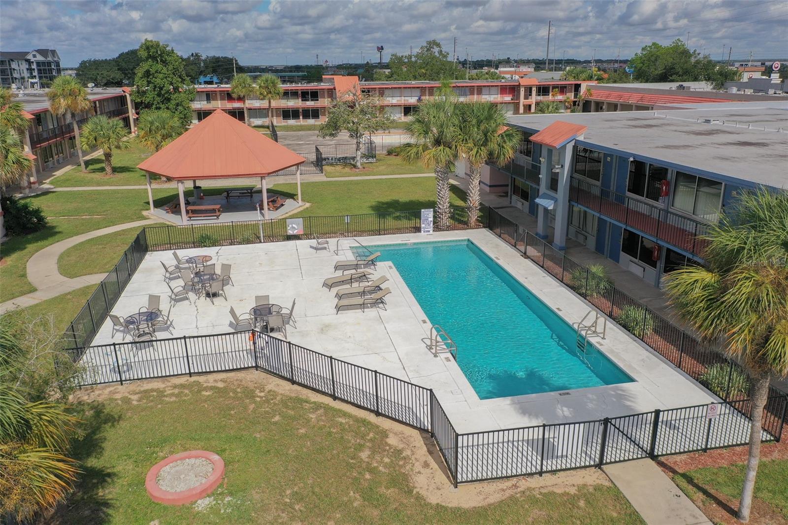 Image 38 of 41 For 43420 Highway 27  401