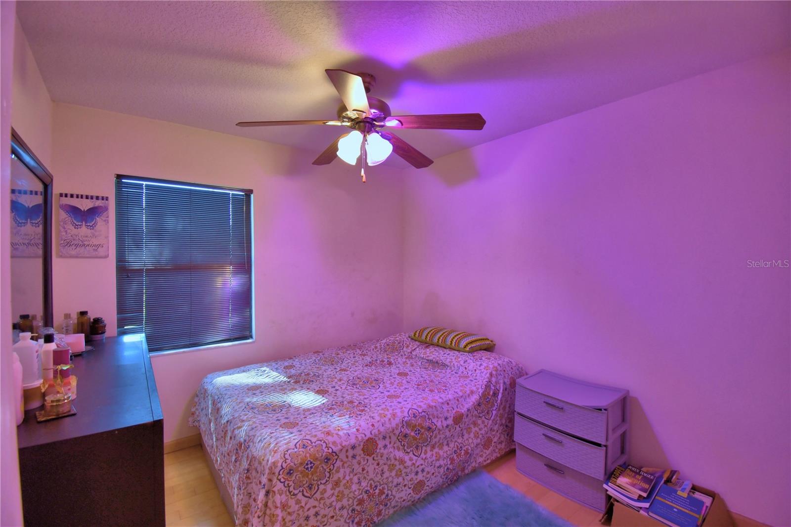 Image 19 of 47 For 132 Kings Pond Avenue