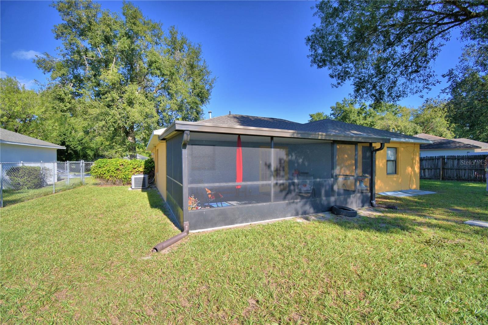 Image 44 of 47 For 132 Kings Pond Avenue