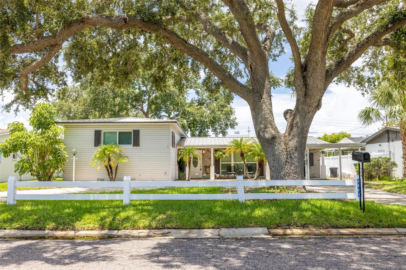 Image 2 of 26 For 4605 Cooper Place