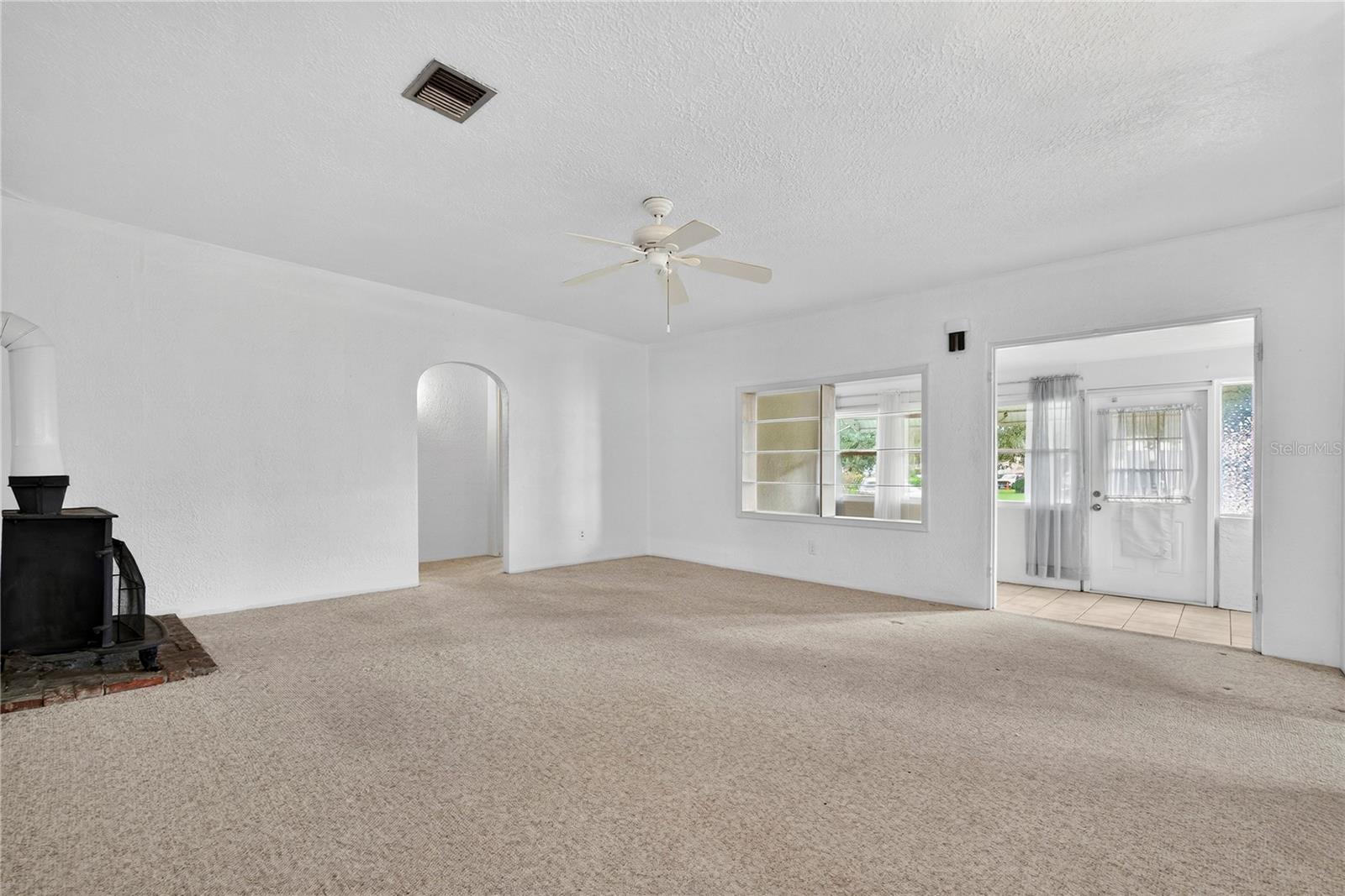 Image 9 of 36 For 403 Johnson Avenue