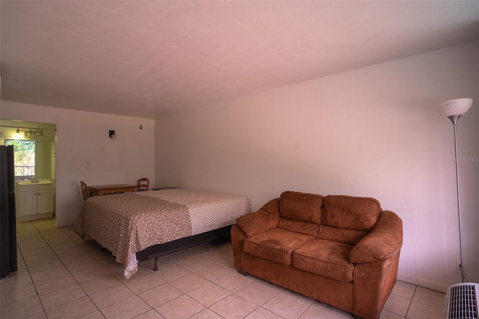 Image 3 of 10 For 43420 Highway 27  415