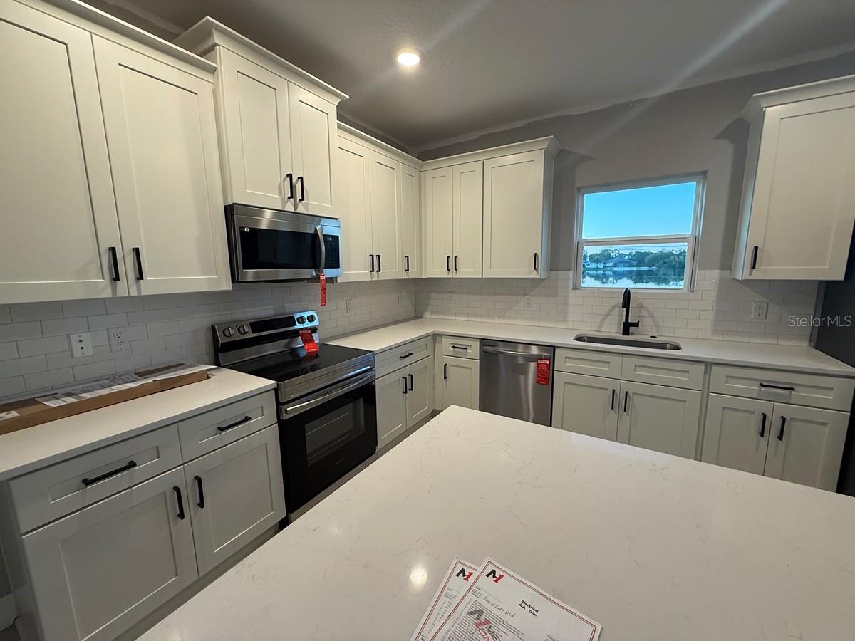 Image 3 of 15 For 6628 Sun N Lake Boulevard