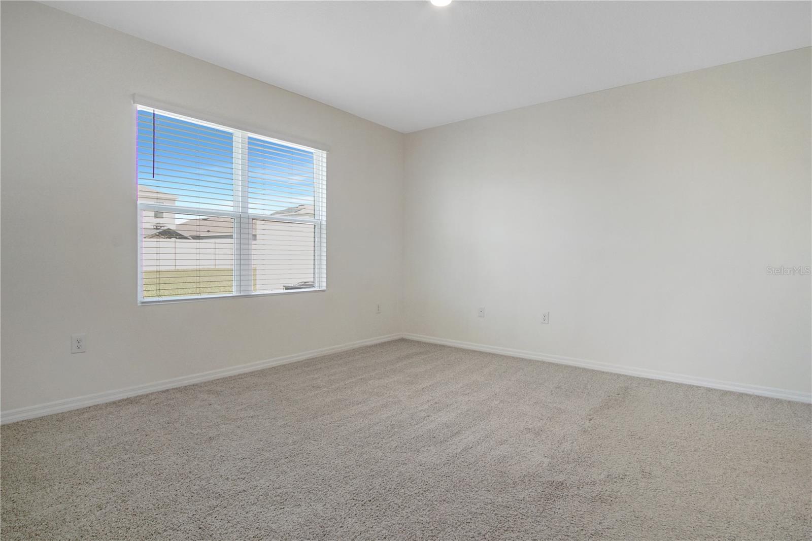 Image 15 of 32 For 328 Gina Lane