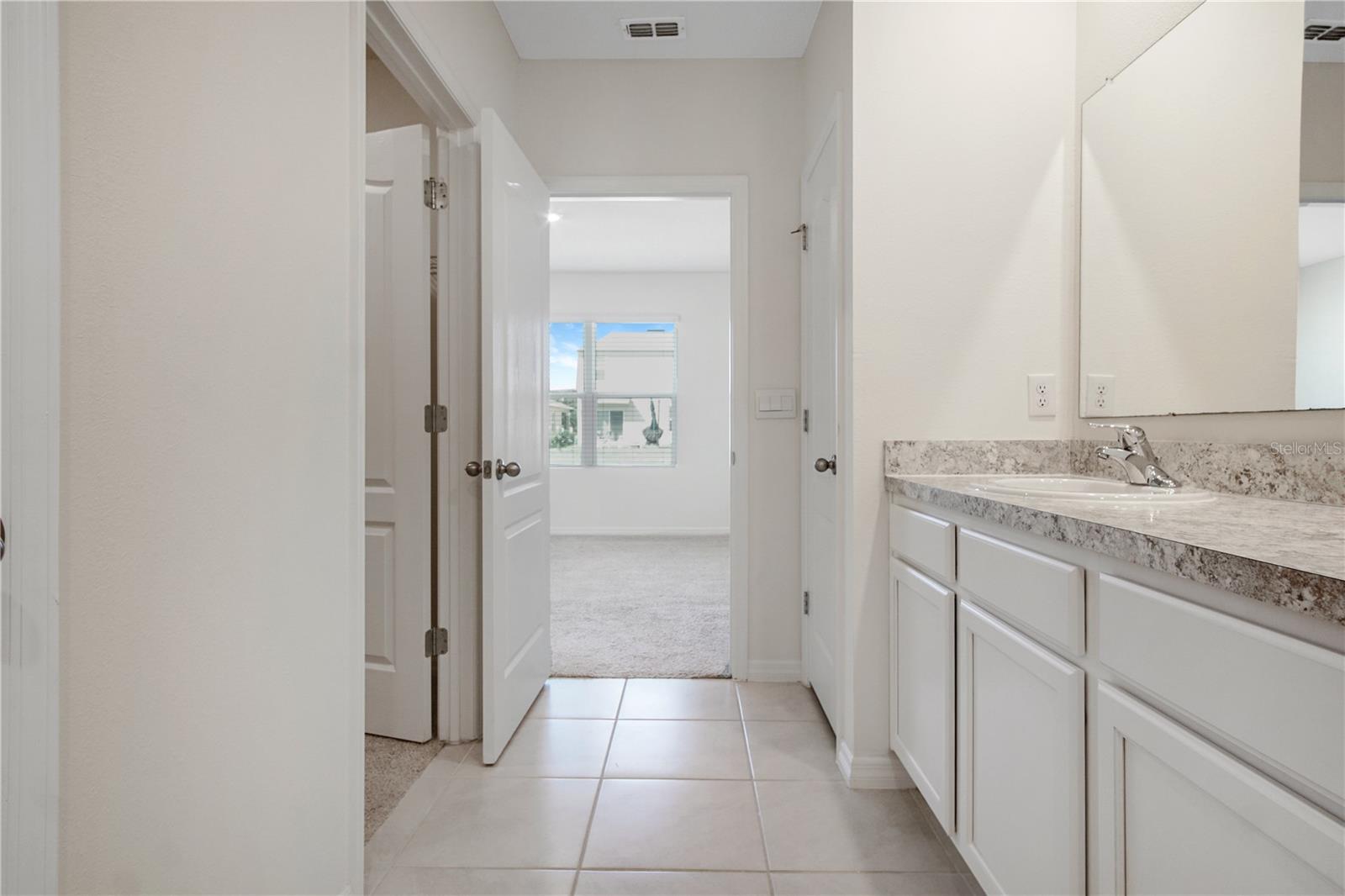 Image 19 of 32 For 328 Gina Lane