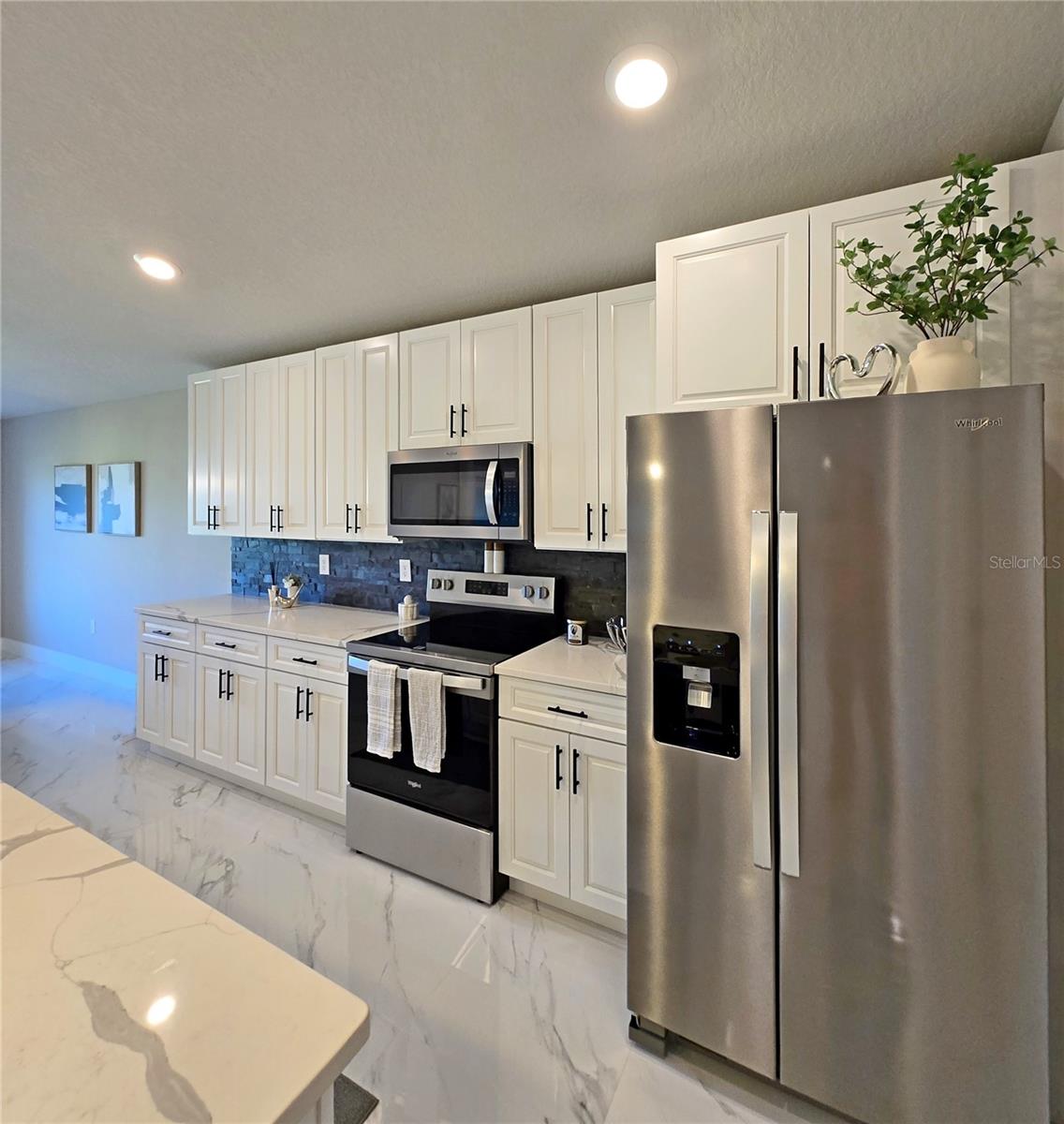 Image 14 of 43 For 6740 Heavitree Way