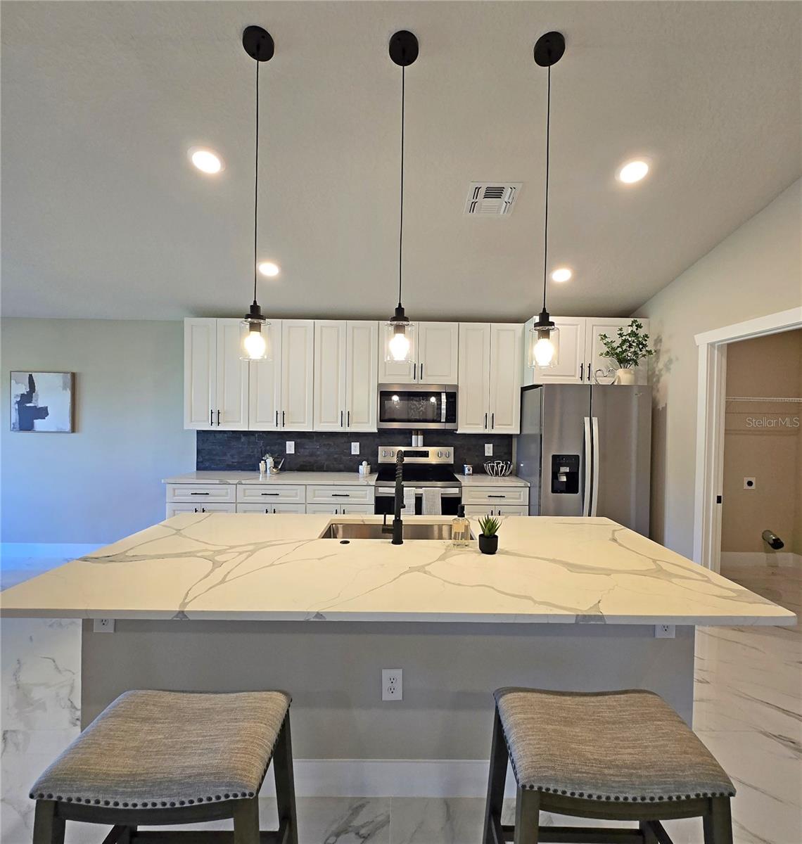 Image 15 of 43 For 6740 Heavitree Way