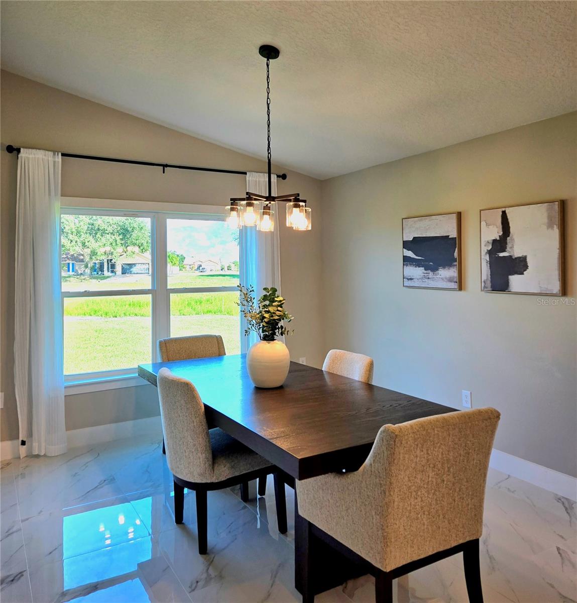 Image 17 of 43 For 6740 Heavitree Way