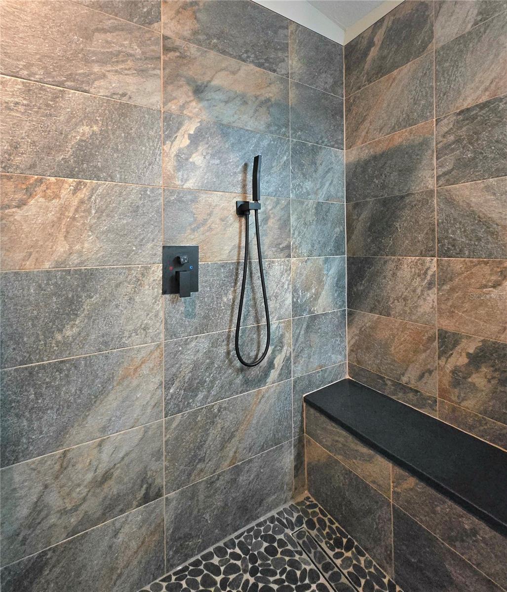 Image 22 of 43 For 6740 Heavitree Way