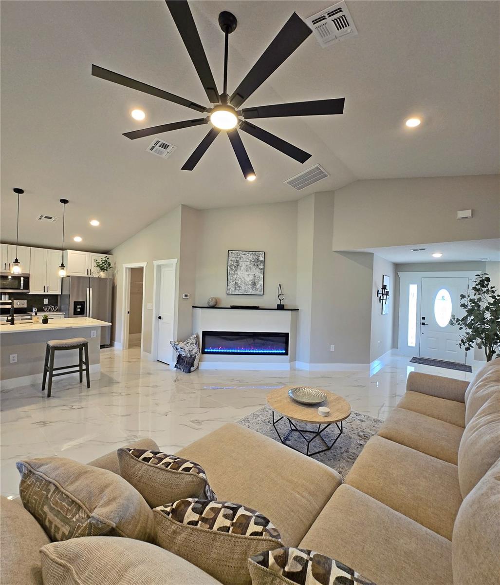 Image 7 of 43 For 6740 Heavitree Way