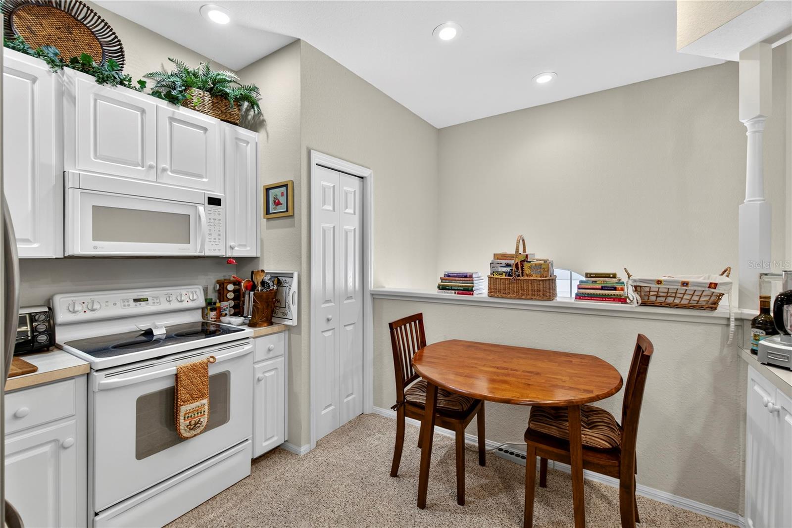 Image 23 of 73 For 516 Grasslands Village Circle