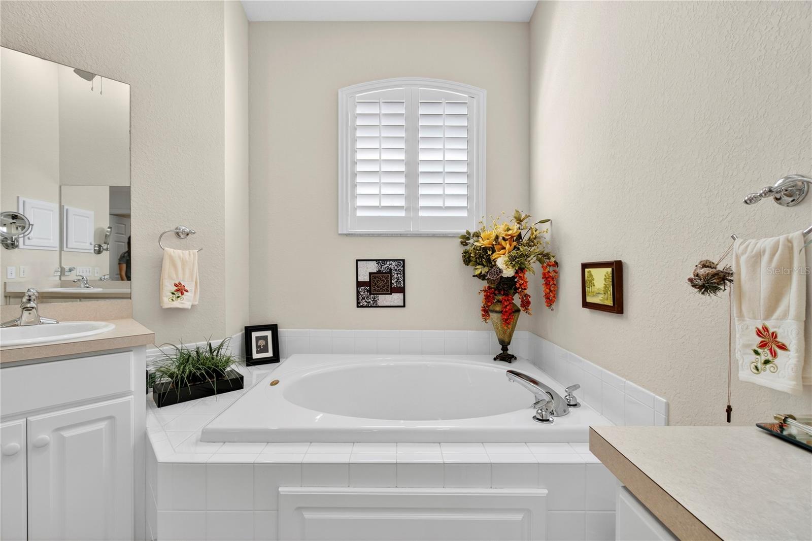 Image 33 of 73 For 516 Grasslands Village Circle