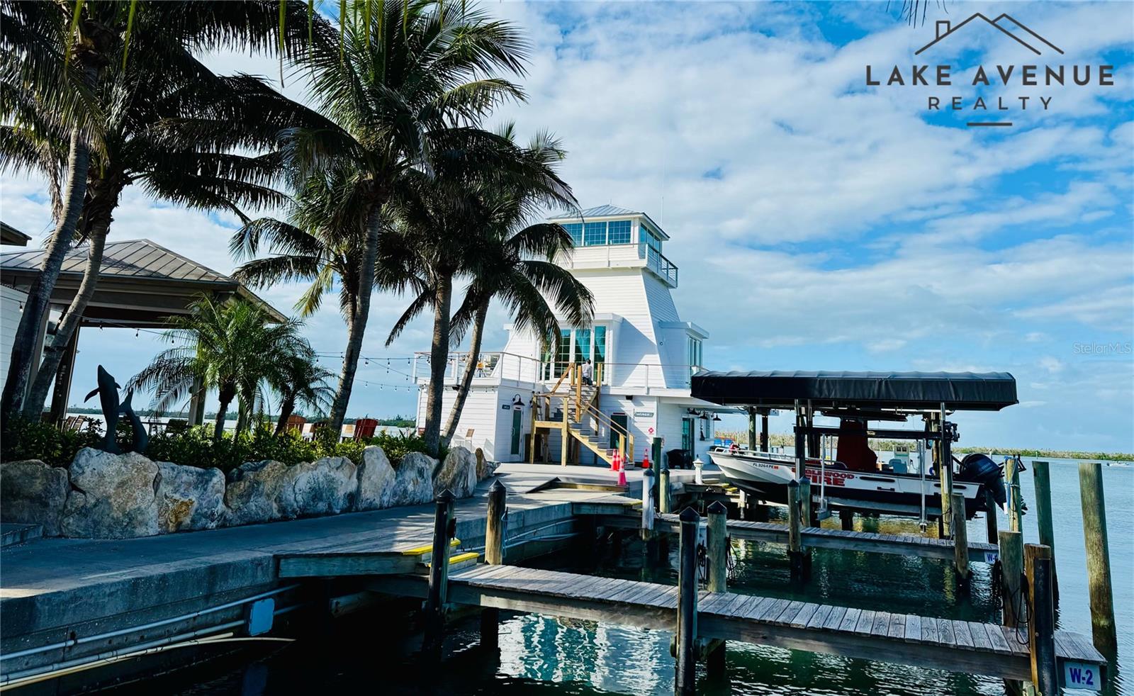 Image 5 of 22 For 2930 Waterside Drive