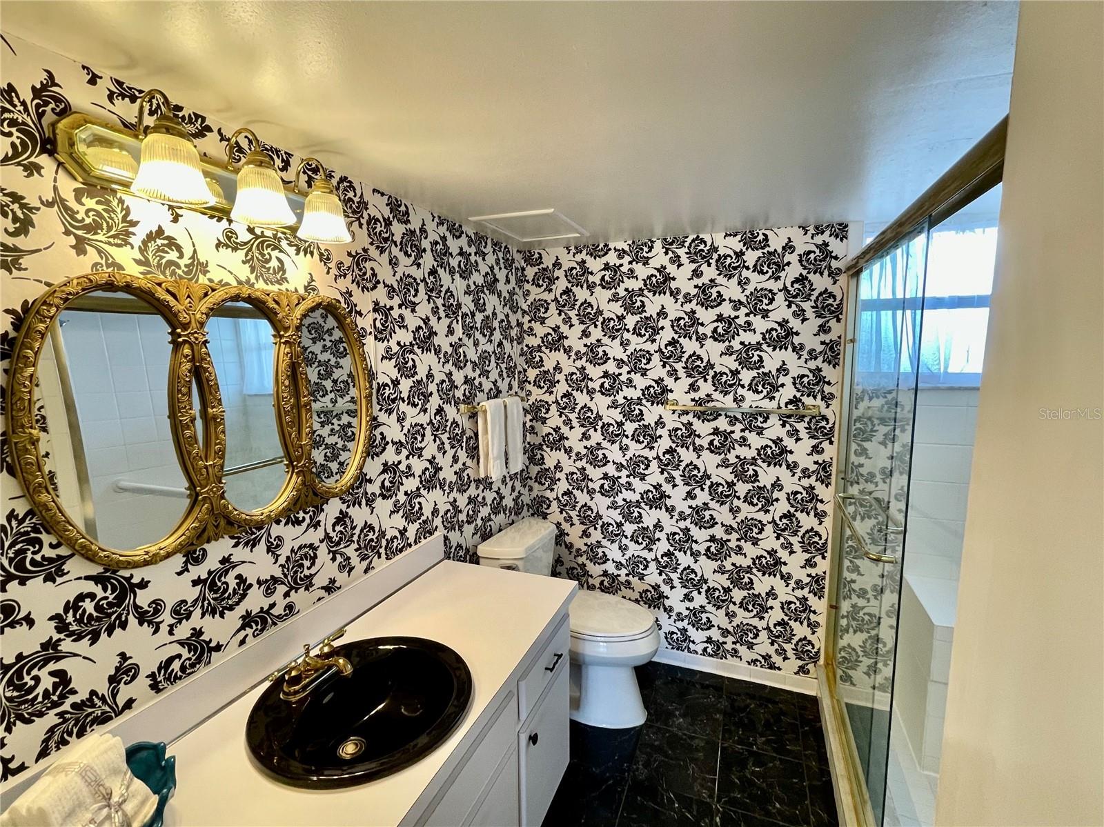 Image 16 of 45 For 700 Mirror Terrace Nw 603